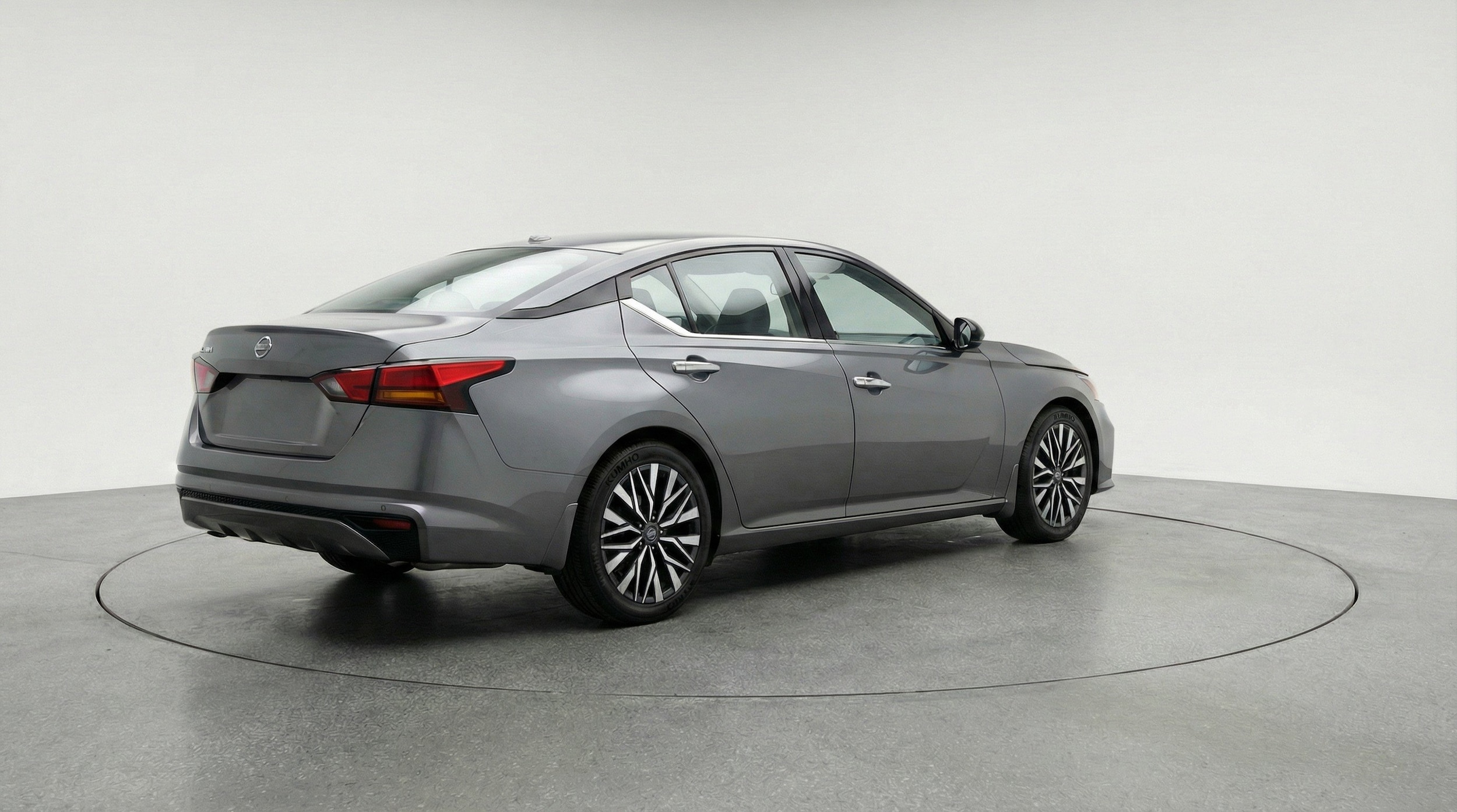 Thumbnail: 2025 Nissan Altima - 9