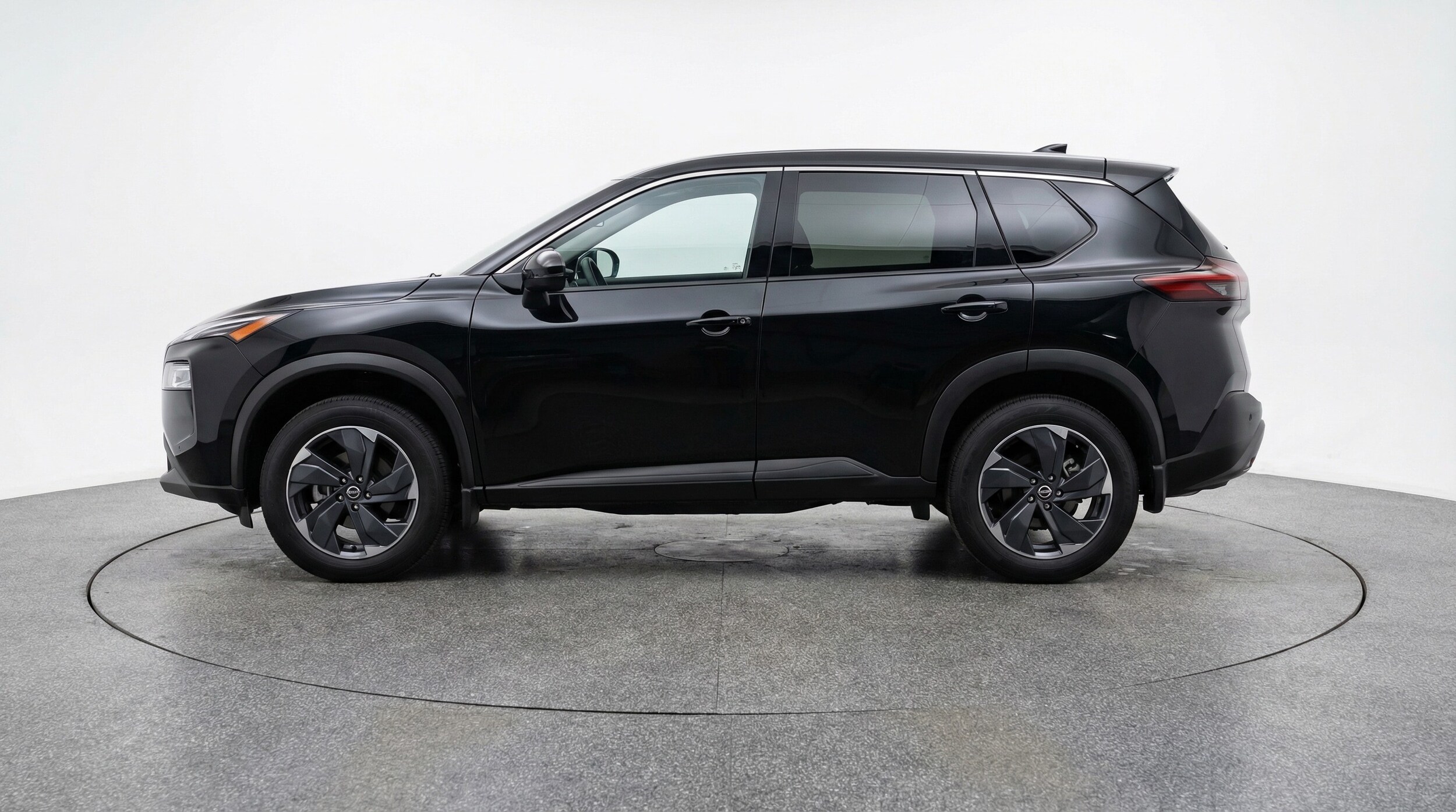 Thumbnail: 2025 Nissan Rogue - 4