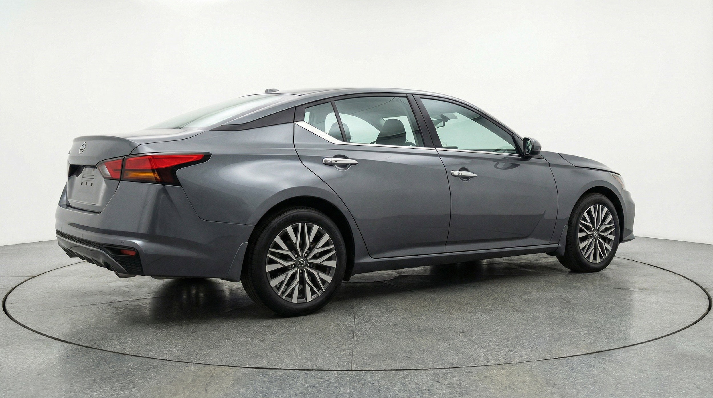 Thumbnail: 2025 Nissan Altima - 9