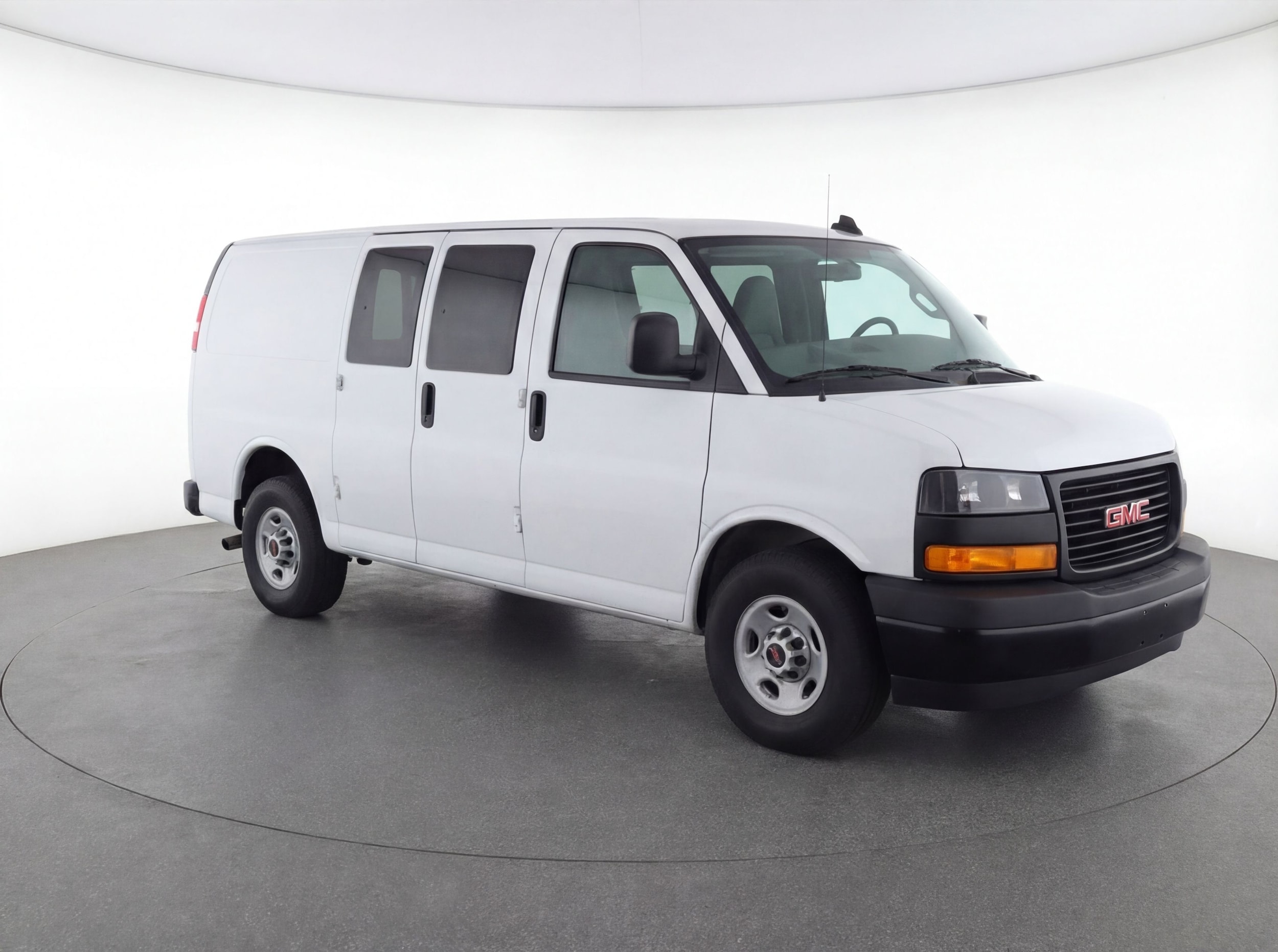 Thumbnail: 2025 GMC Savana - 1