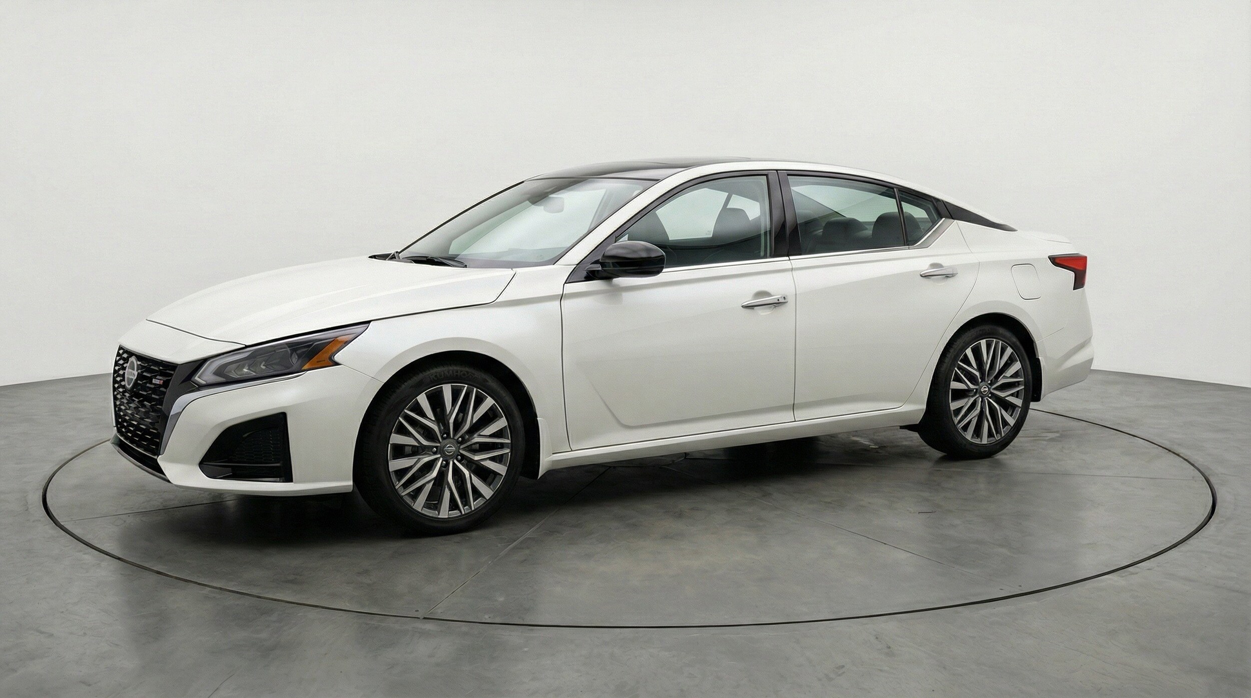 Thumbnail: 2025 Nissan Altima - 3