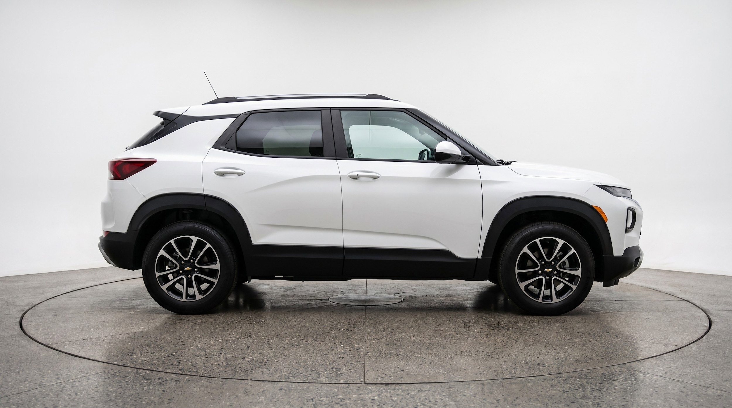 Thumbnail: 2025 Chevrolet TrailBlazer - 11