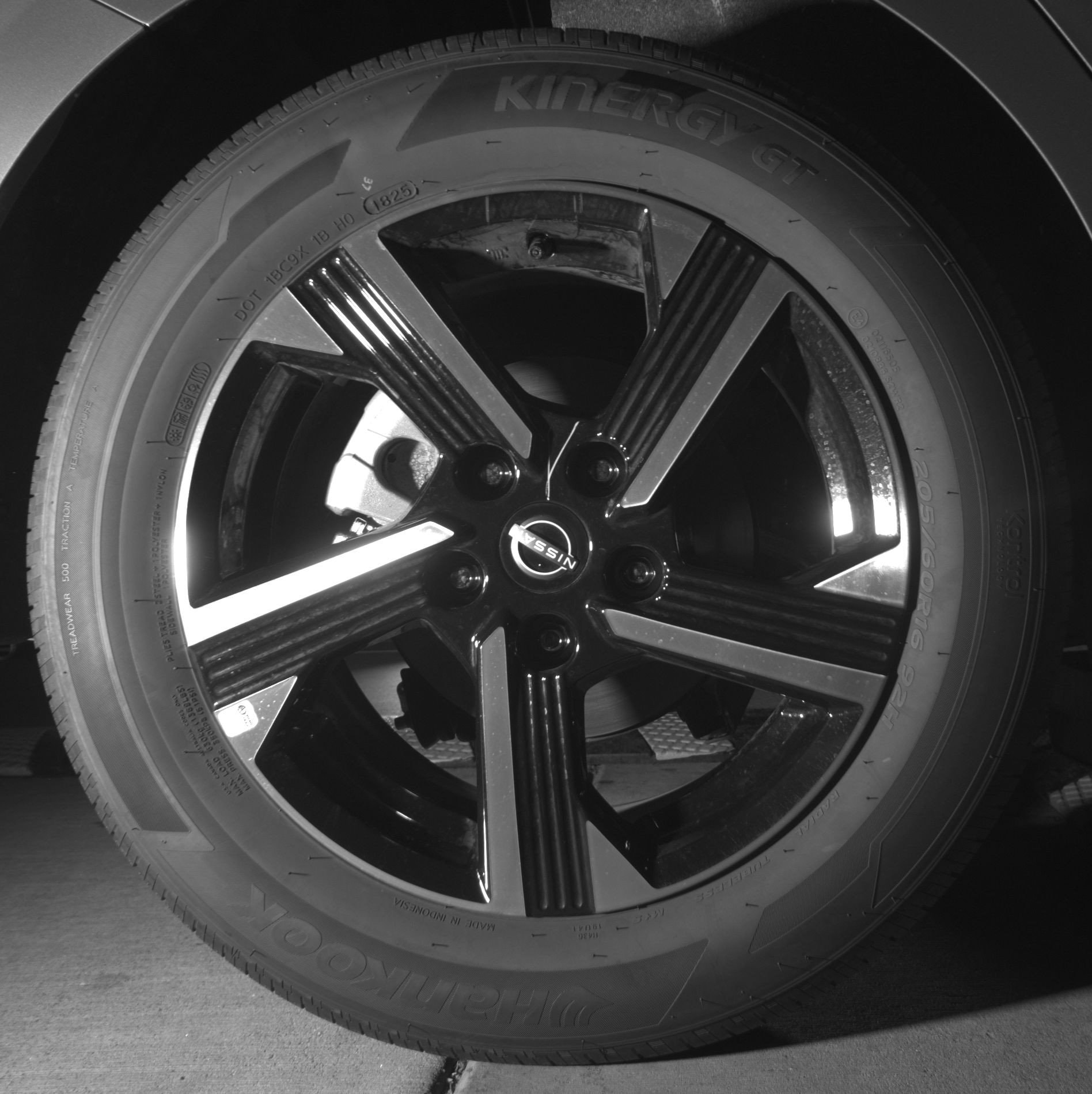 Thumbnail: 2025 Nissan Sentra - 15