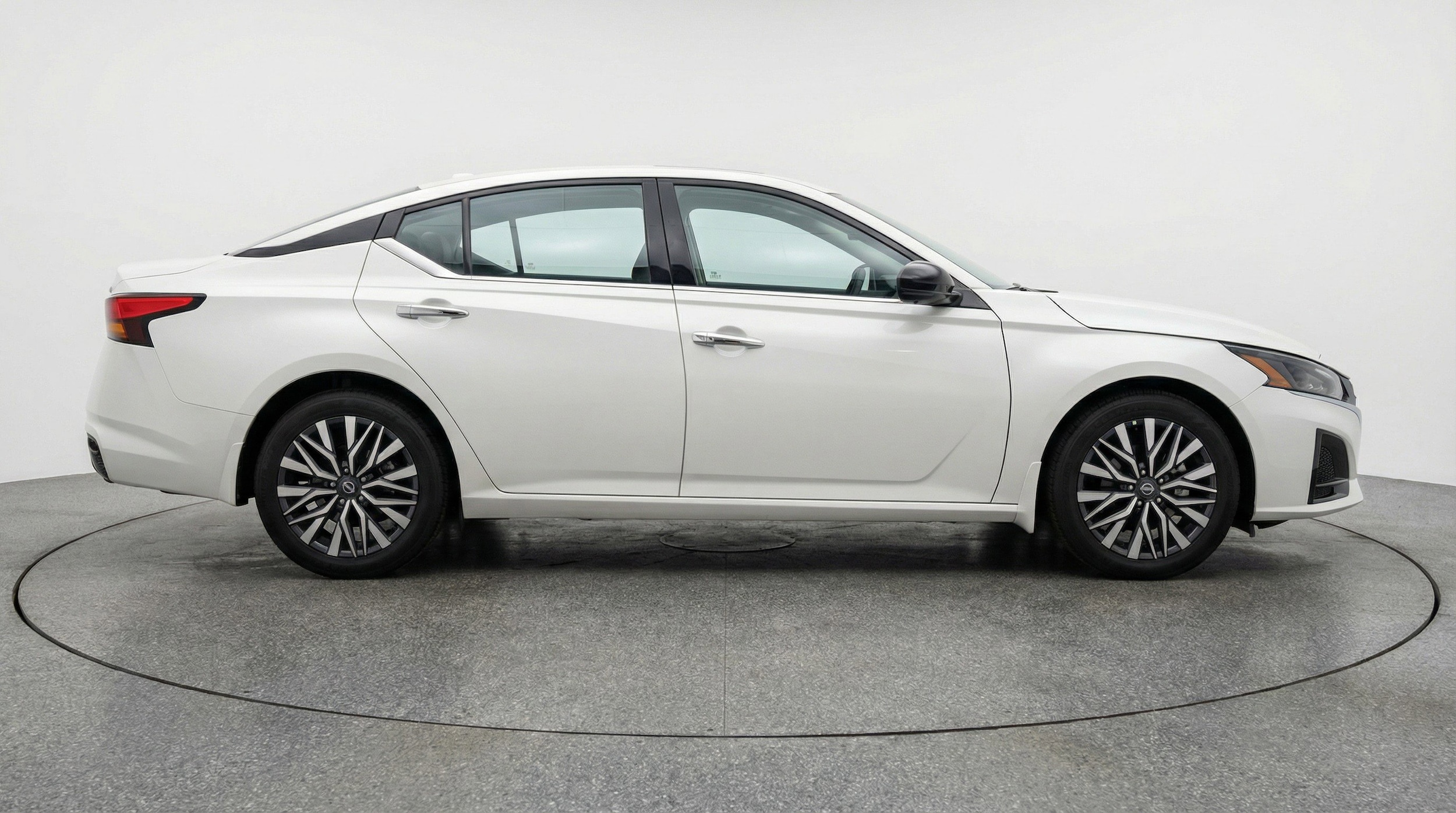 Thumbnail: 2025 Nissan Altima - 11