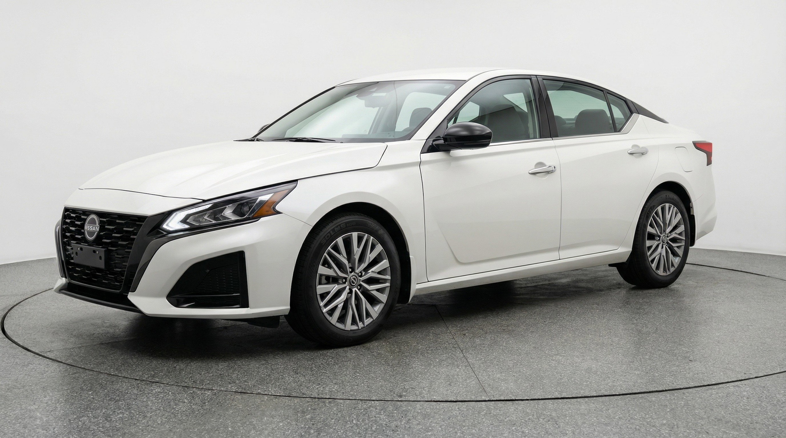 Thumbnail: 2025 Nissan Altima - 3