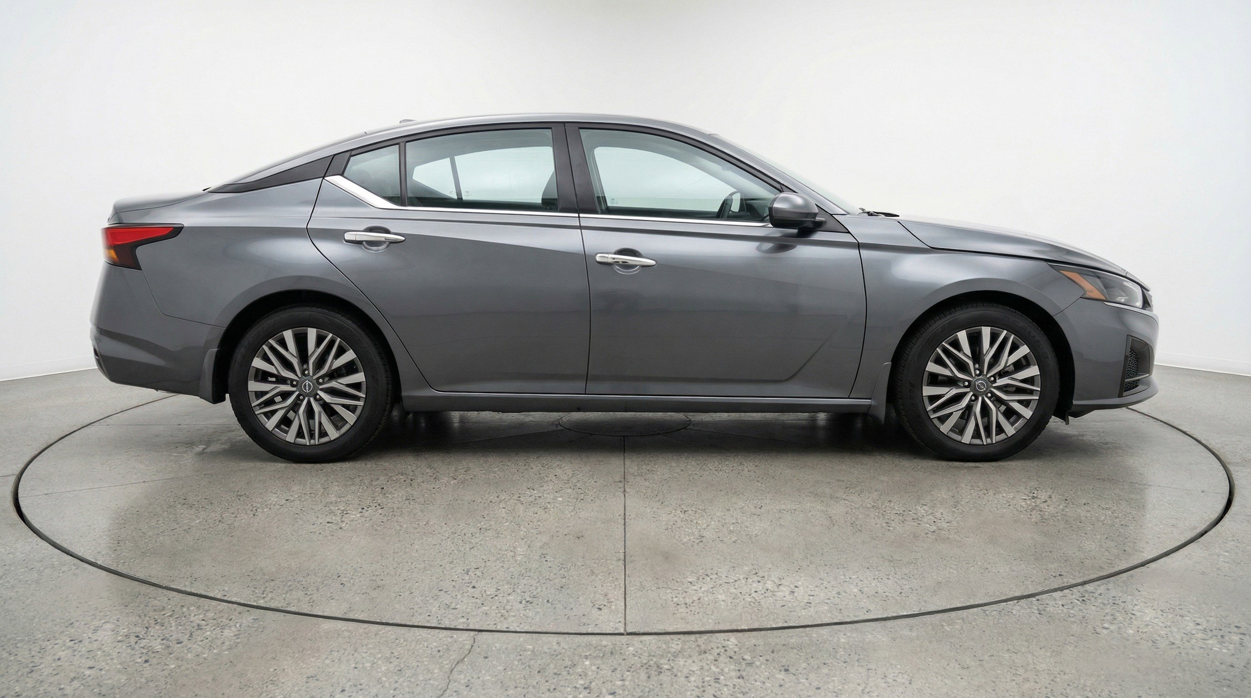 Thumbnail: 2025 Nissan Altima - 11