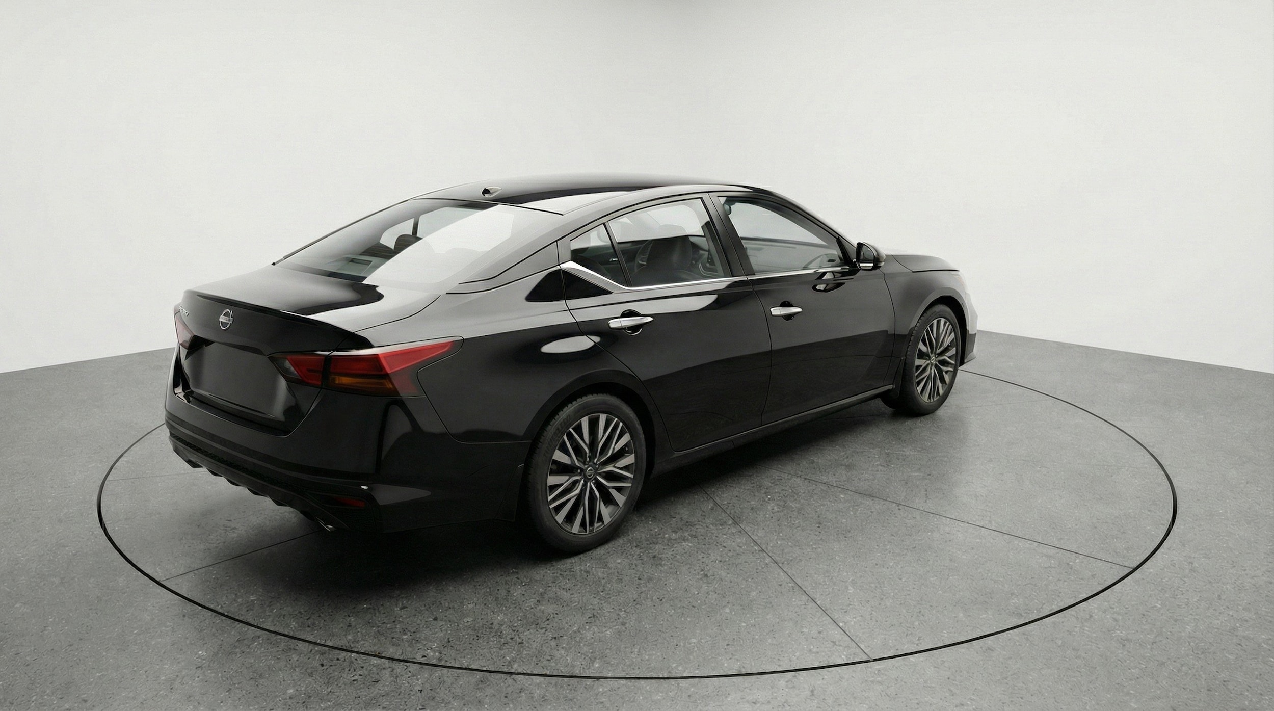 Thumbnail: 2025 Nissan Altima - 9