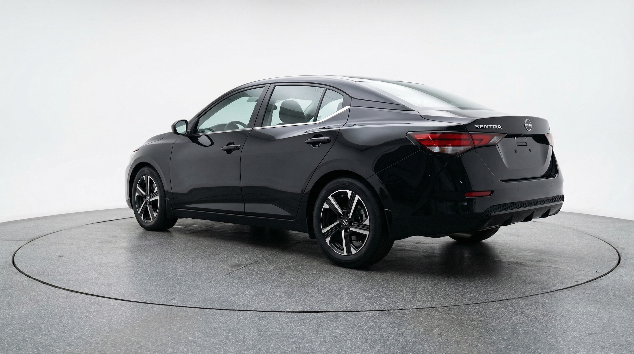 Thumbnail: 2025 Nissan Sentra - 5