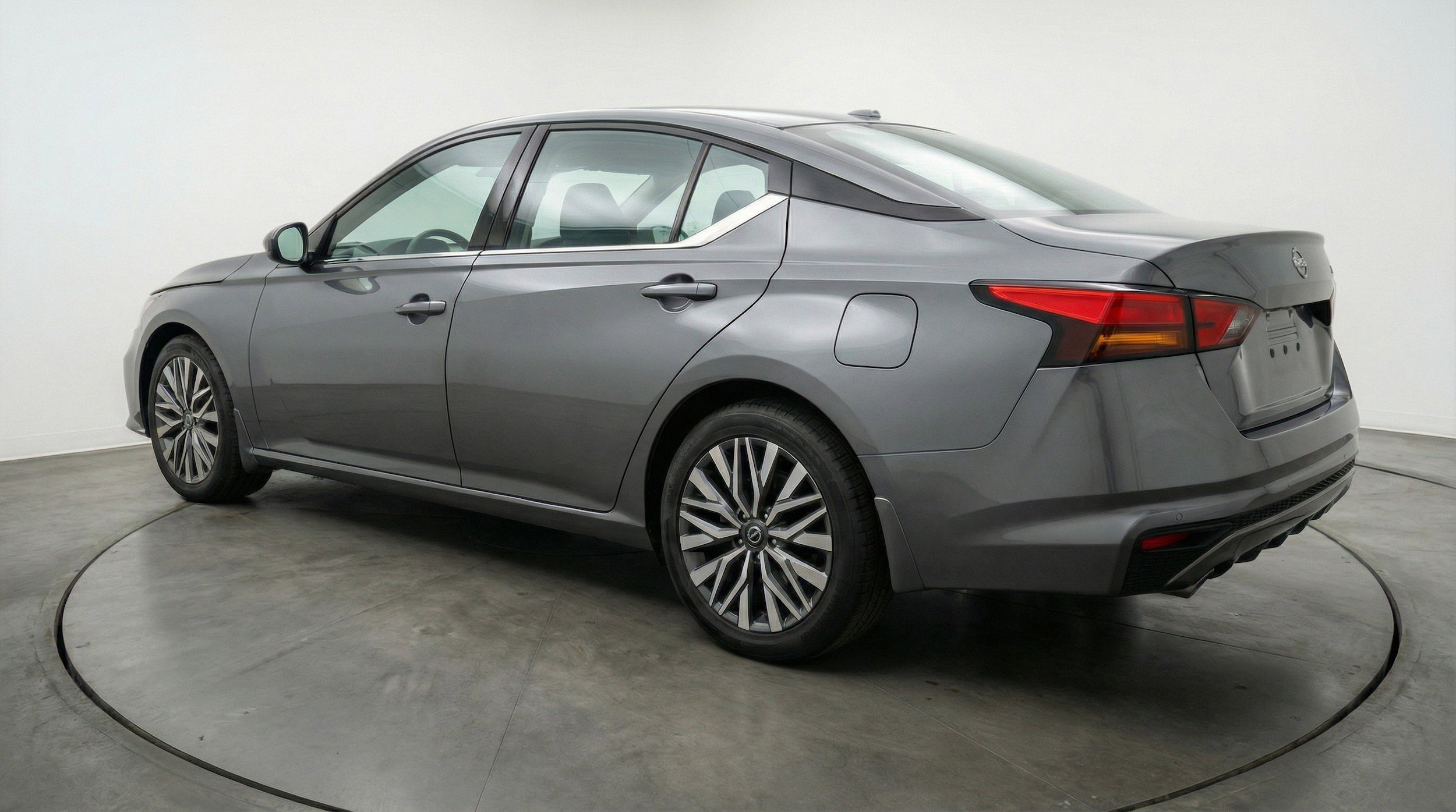 Thumbnail: 2025 Nissan Altima - 6