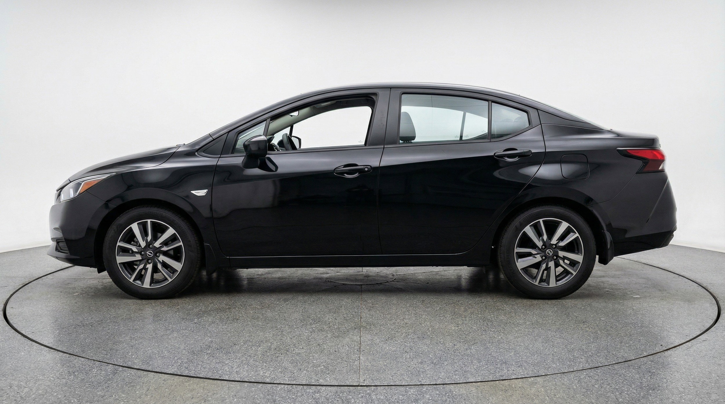 Thumbnail: 2025 Nissan Versa - 5