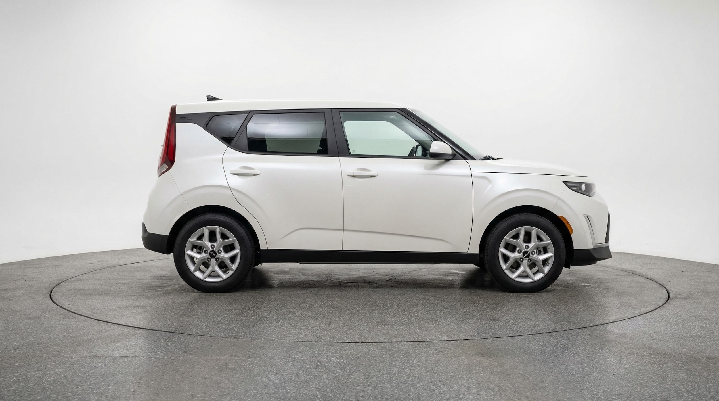 Thumbnail: 2025 Kia Soul - 8