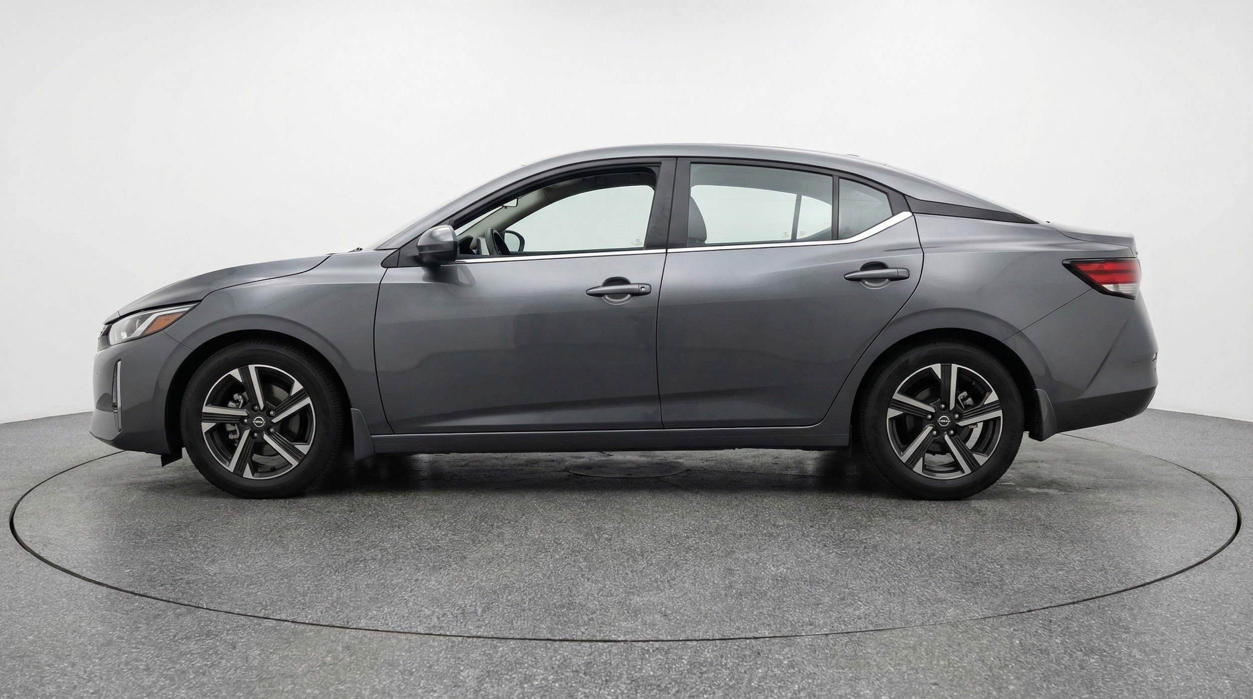 Thumbnail: 2025 Nissan Sentra - 5