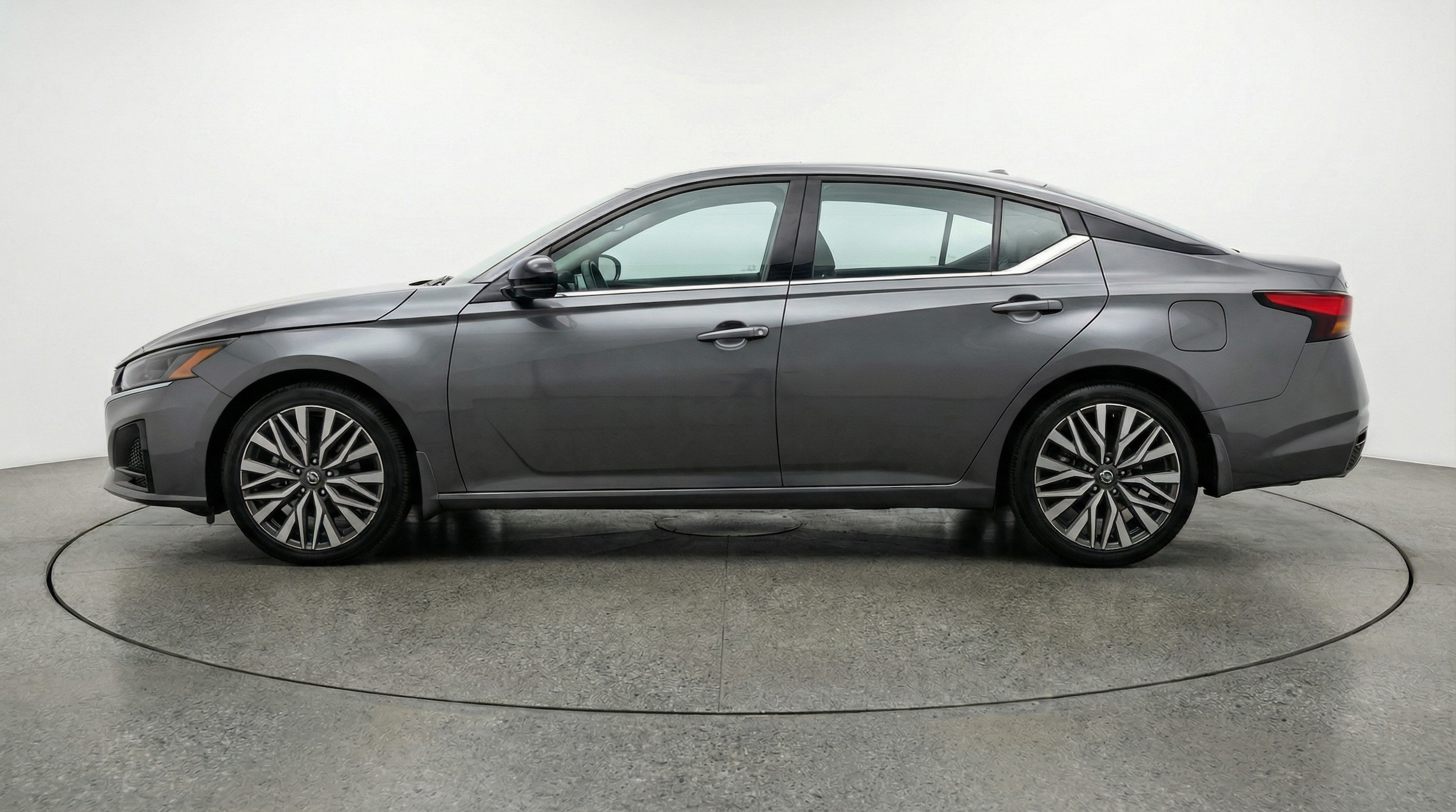 Thumbnail: 2025 Nissan Altima - 4