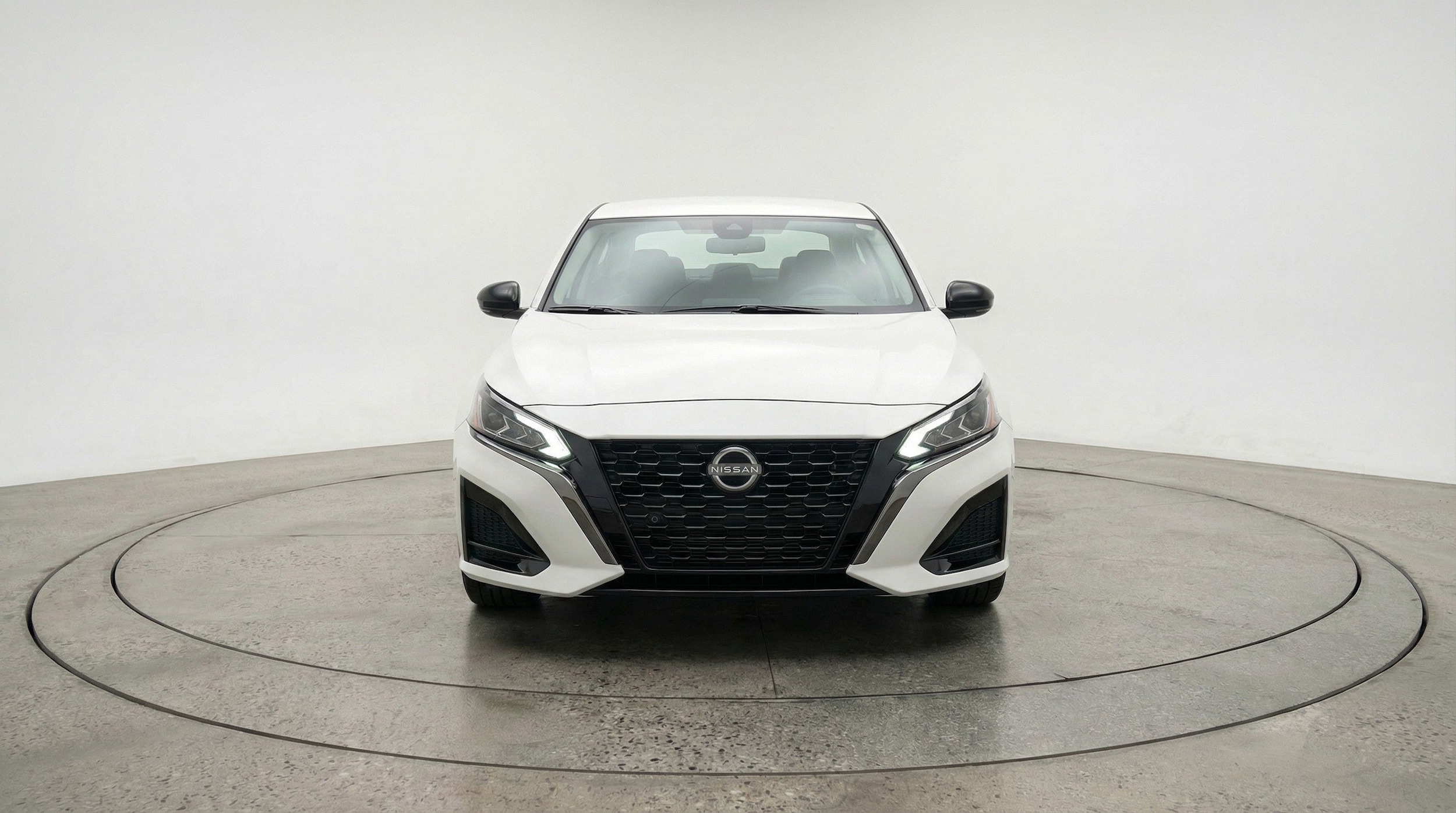 Thumbnail: 2025 Nissan Altima - 2