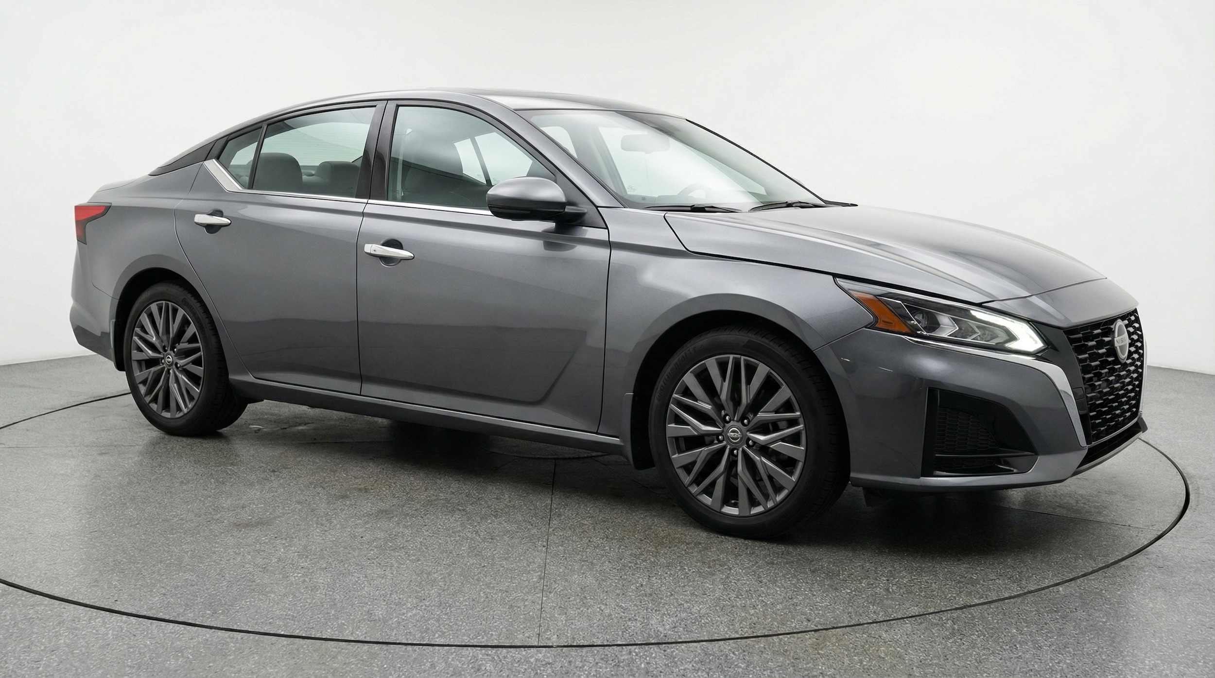 Thumbnail: 2025 Nissan Altima - 1