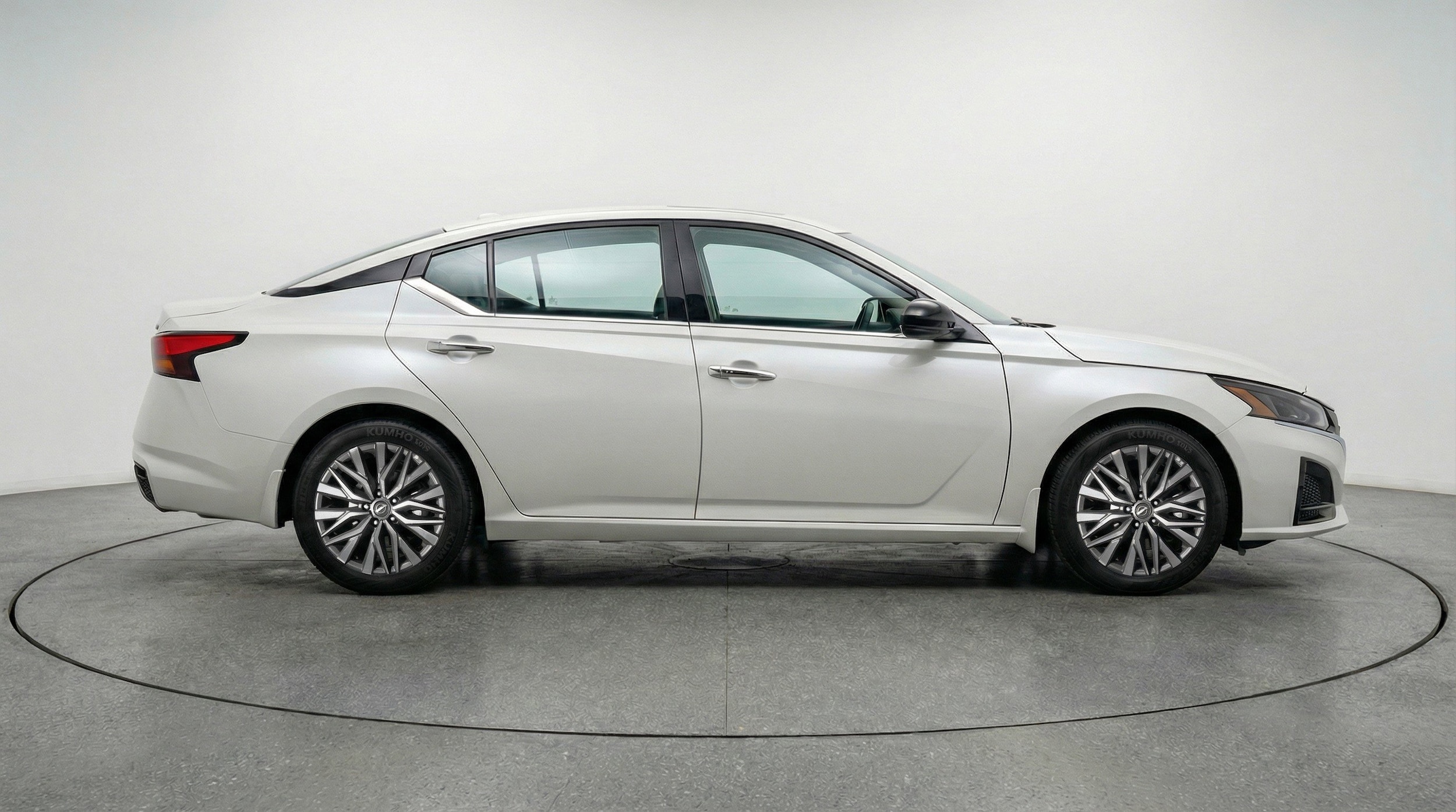 Thumbnail: 2025 Nissan Altima - 11