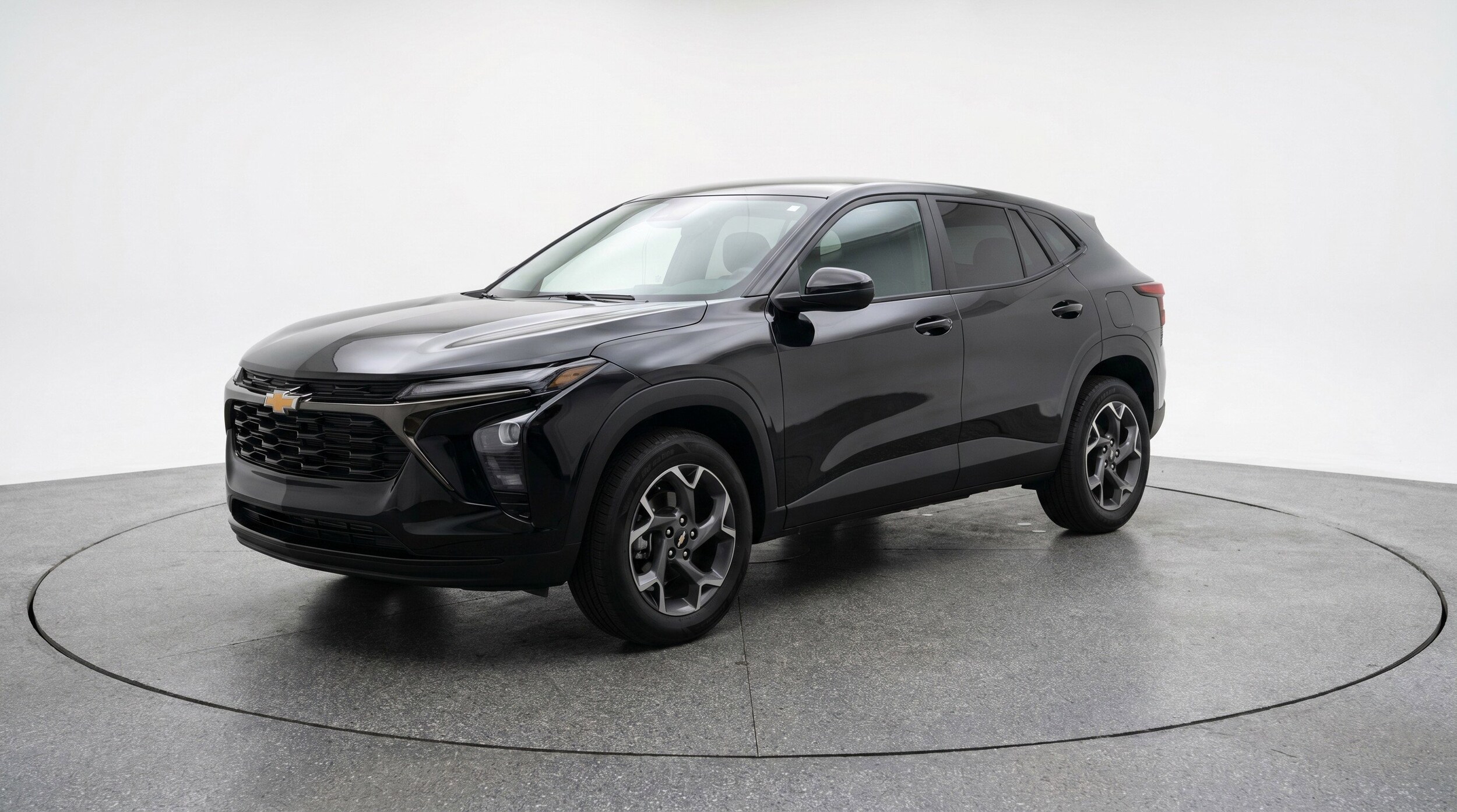 Thumbnail: 2025 Chevrolet Trax - 3