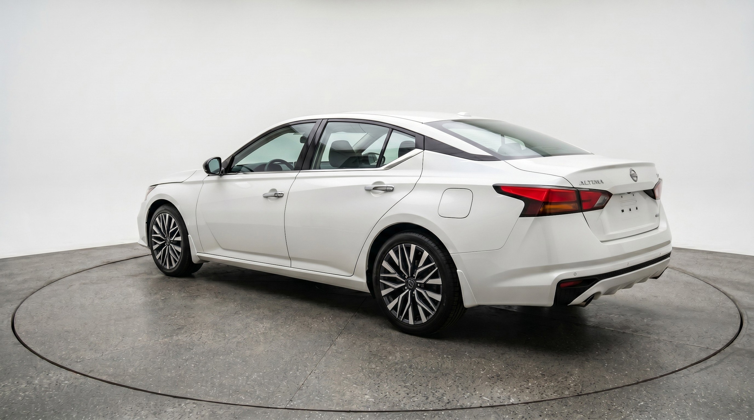 Thumbnail: 2025 Nissan Altima - 6