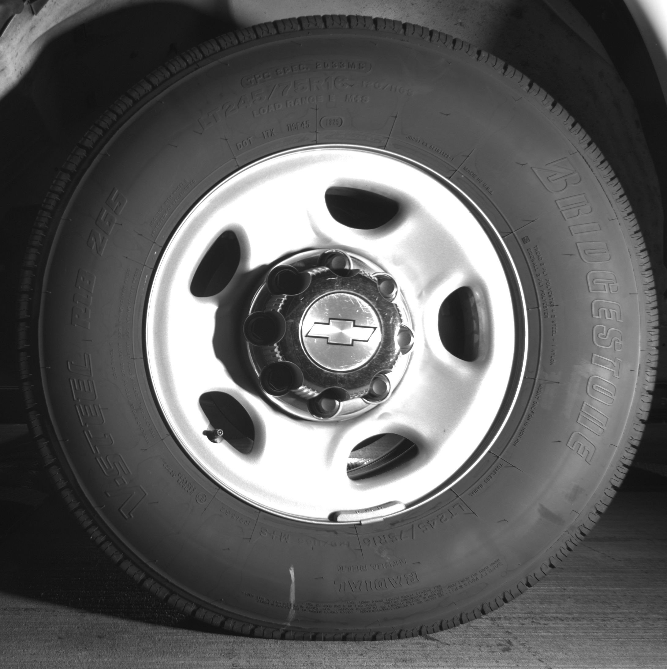 Thumbnail: 2025 Chevrolet Express - 12