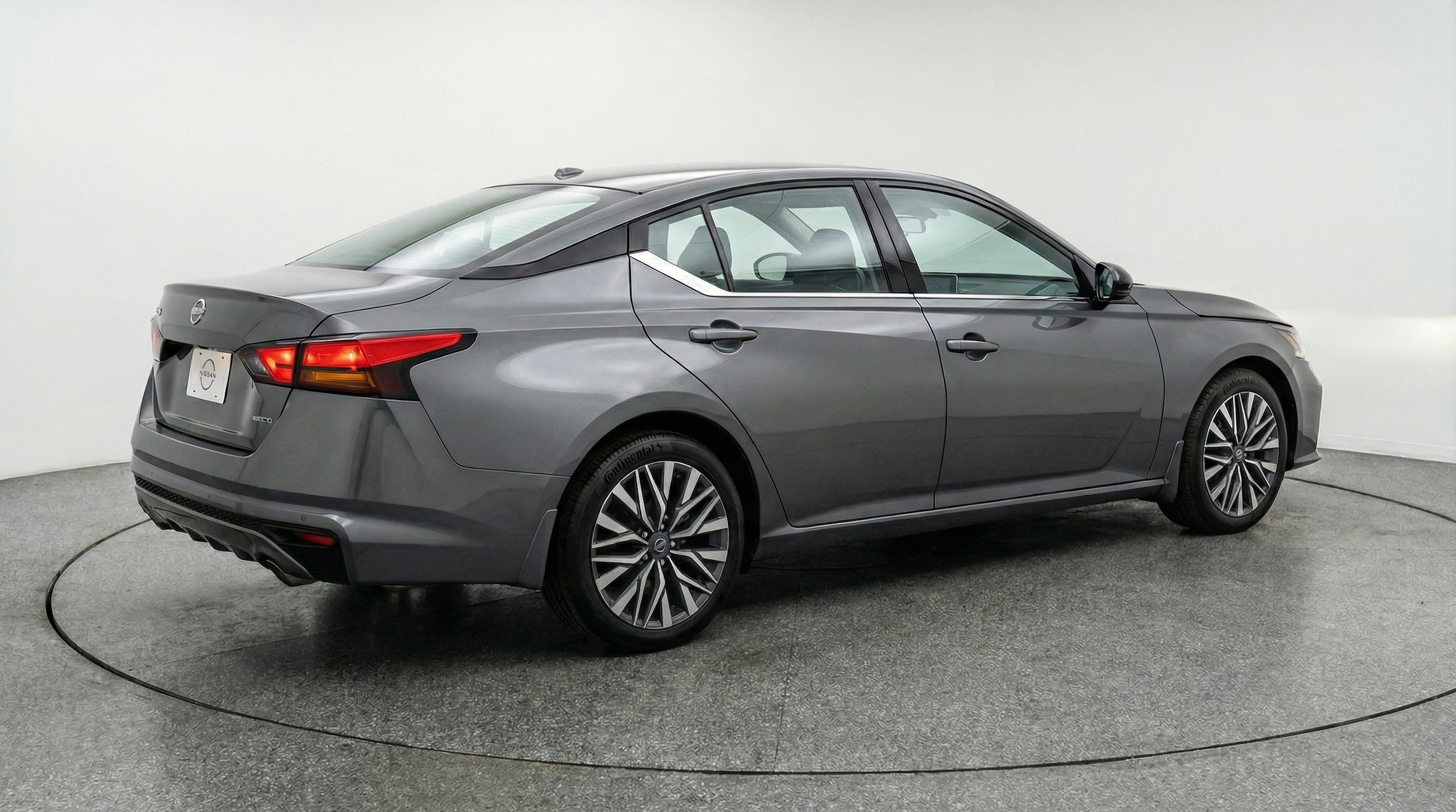 Thumbnail: 2025 Nissan Altima - 9