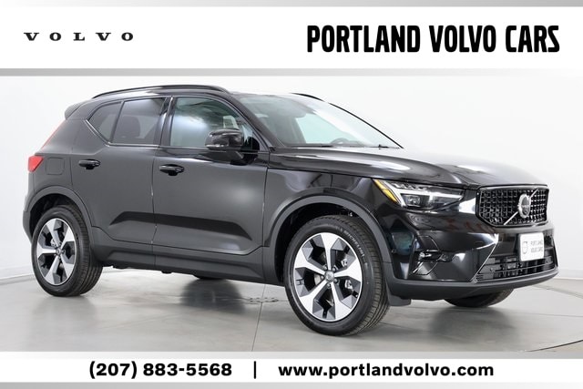 2026 Volvo XC40 B5 Plus
