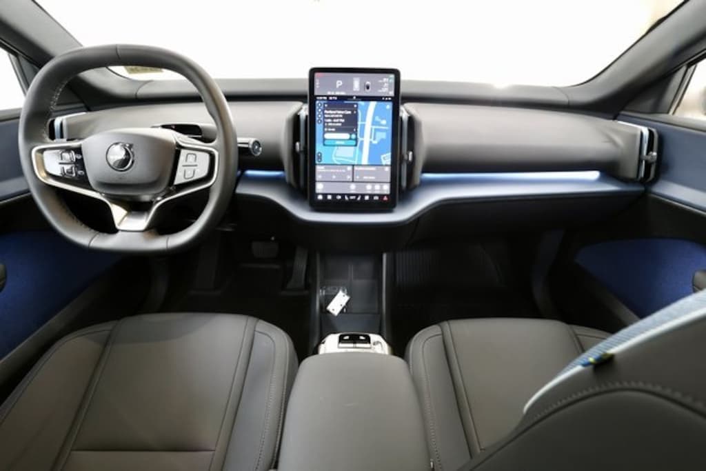 Certified 2025 Volvo EX30 Twin Motor Ultra SUV