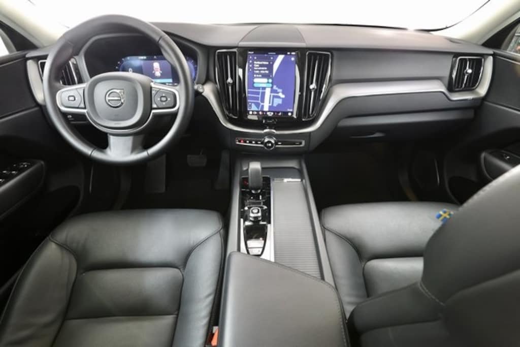 Certified 2025 Volvo XC60 B5 Core SUV
