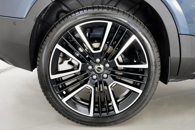 2026 Volvo XC40 Ultra Black Edition - Photo 10