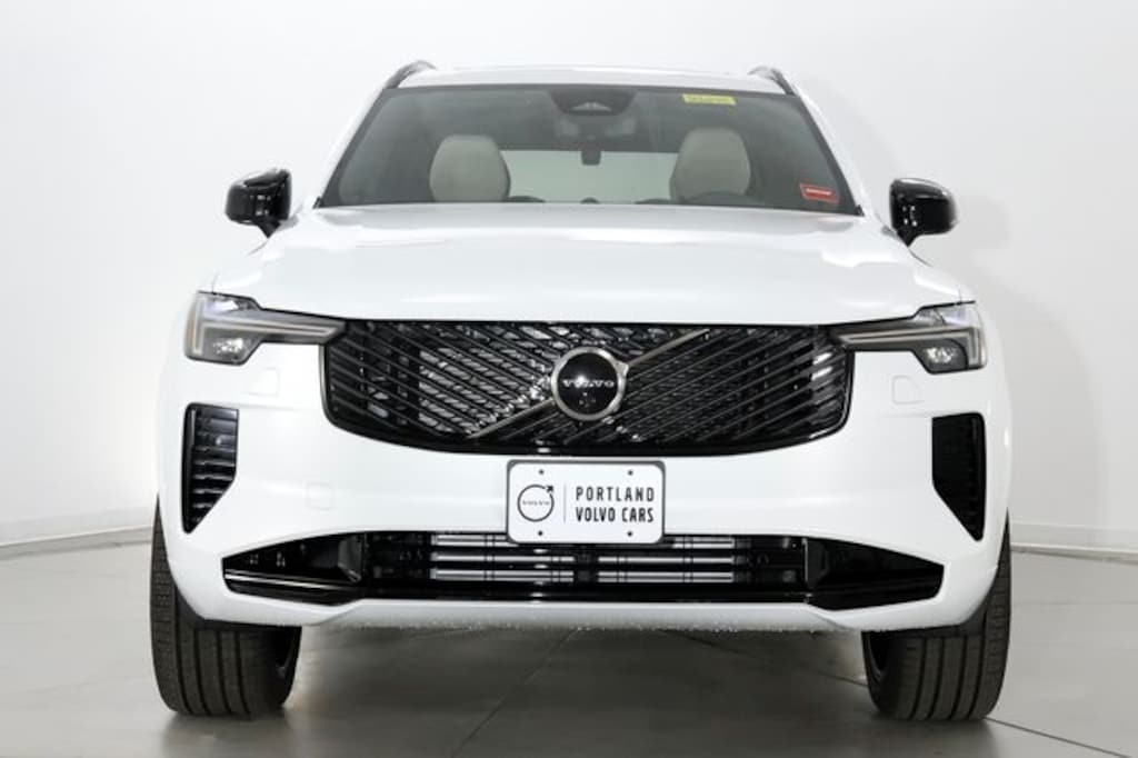 New 2026 Volvo XC90 plug-in hybrid T8 Ultra Dark Theme 6-Seater SUV