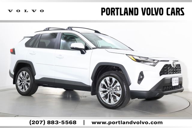 2025 Toyota RAV4 XLE Premium