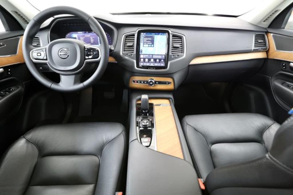 Certified 2023 Volvo XC90 B6 AWD Core SUV