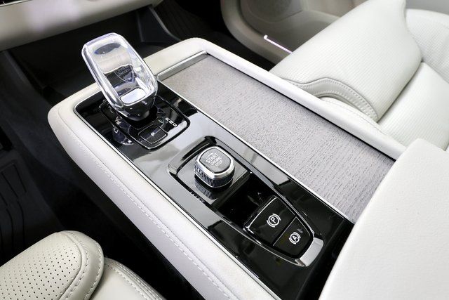 2026 Volvo XC90 Ultra - Photo 22