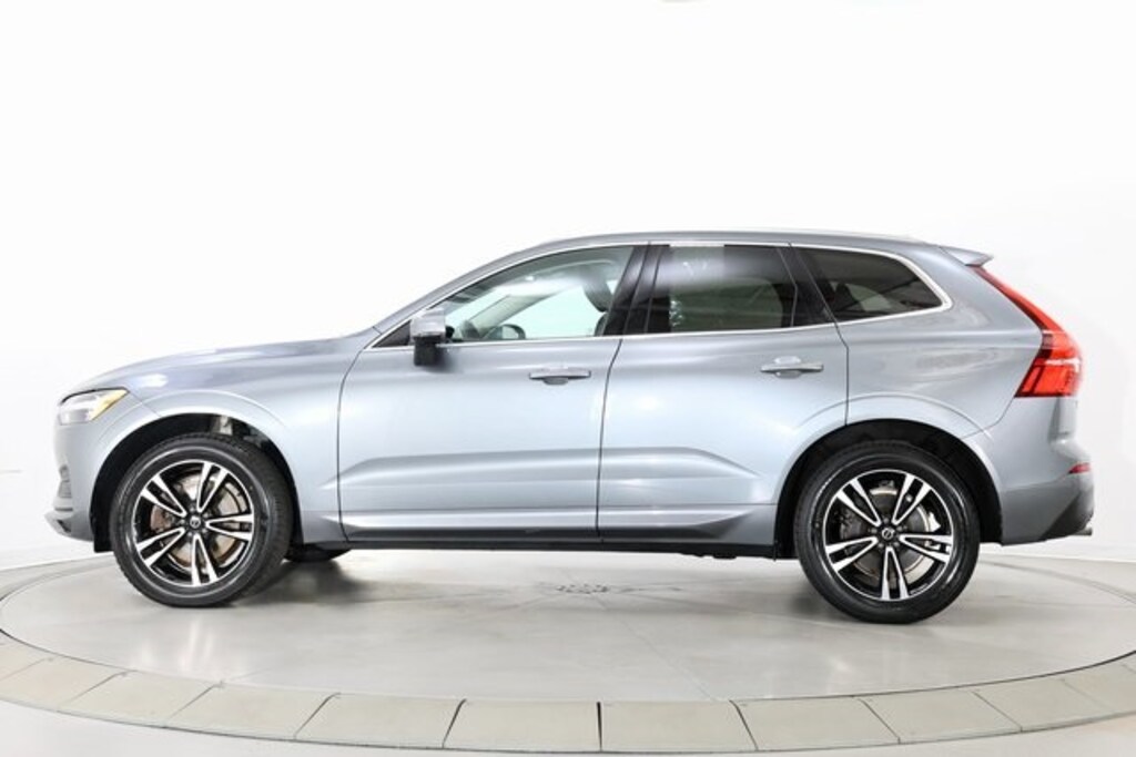 Used 2020 Volvo XC60 T6 Momentum SUV