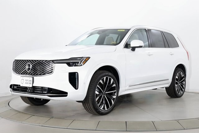 2026 Volvo XC90 Plus photo 4