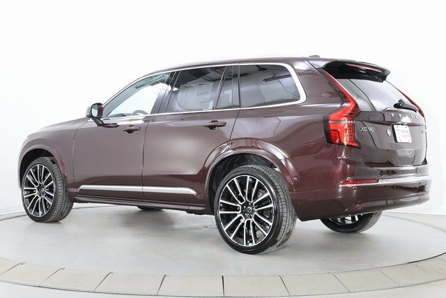 2026 Volvo XC90 Plus - Photo 6
