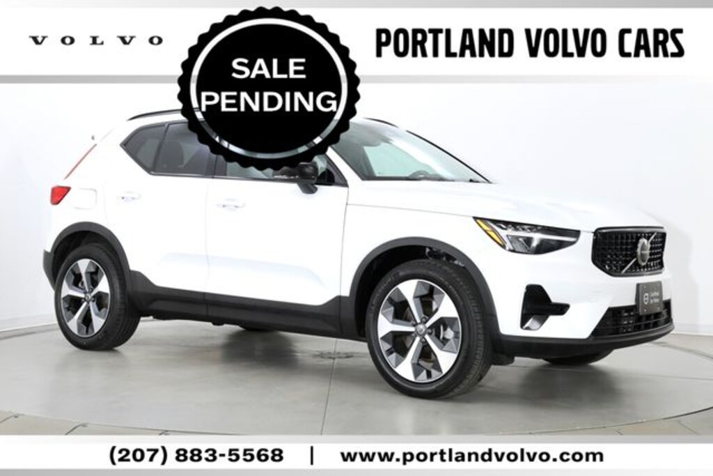 Certified 2024 Volvo XC40 B5 Core SUV