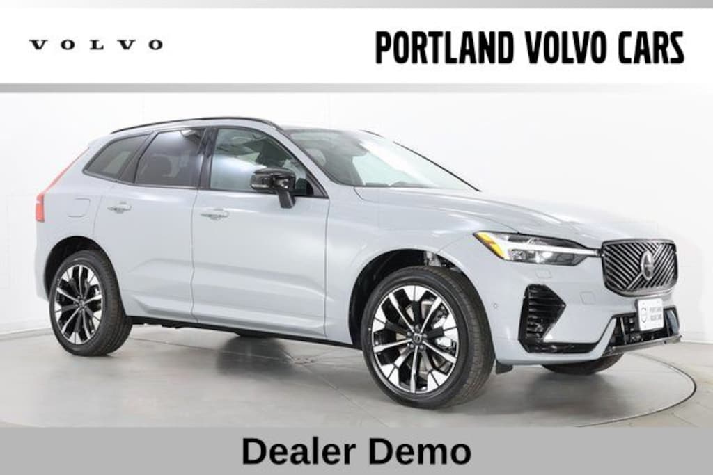 New 2026 Volvo XC60 plug-in hybrid T8 Plus SUV