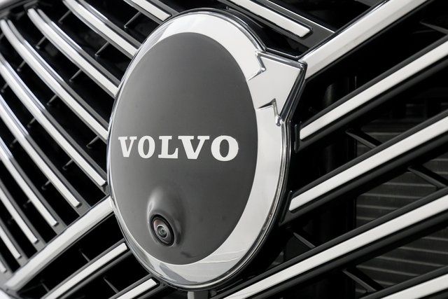 2026 Volvo XC90 Plus - Photo 12