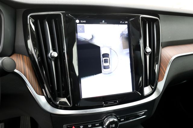 2025 Volvo S60 Plus - Photo 29