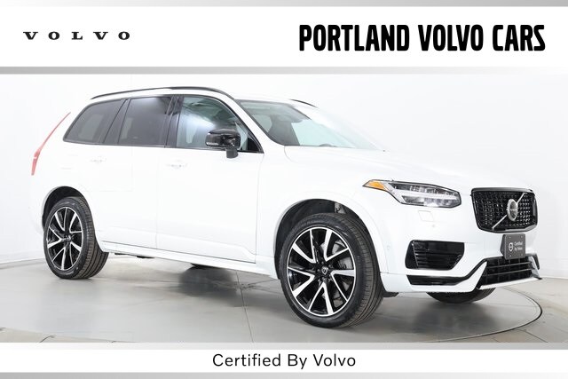 2023 Volvo XC90 Recharge Plug-In Hybrid Ultimate Dark 7-Seater SUV