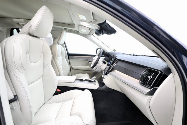 2026 Volvo XC90 Ultra - Photo 19