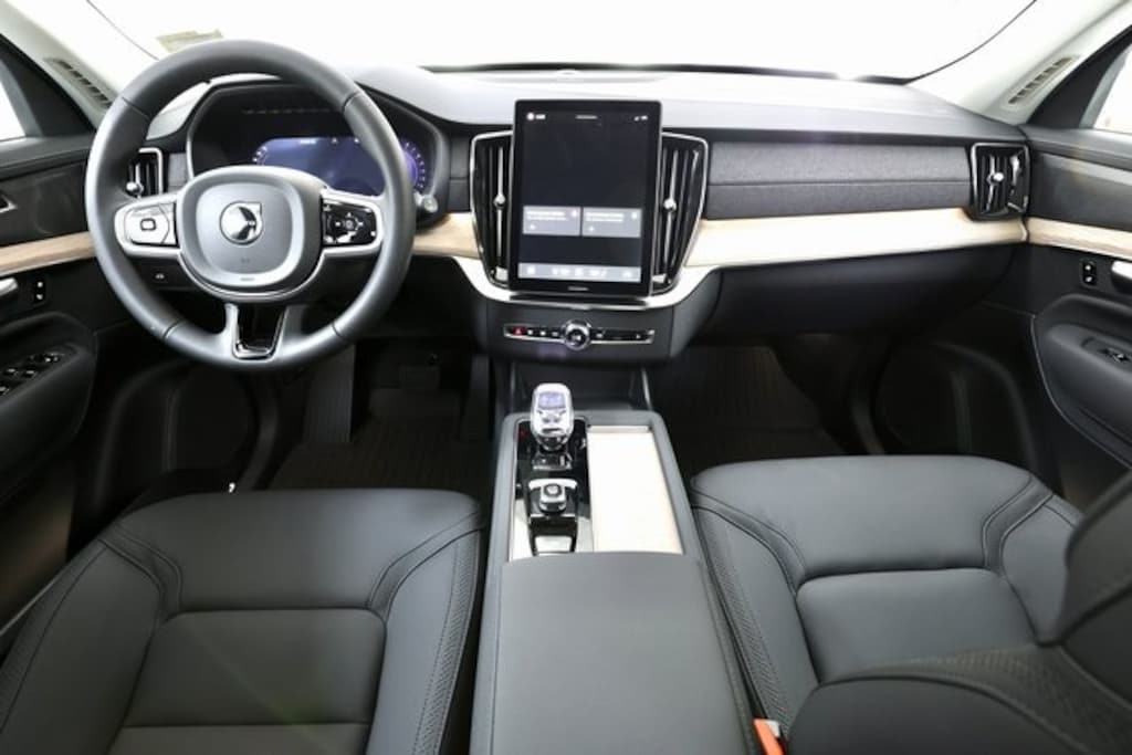 New 2026 Volvo XC90 B6 Plus 6-Seater SUV