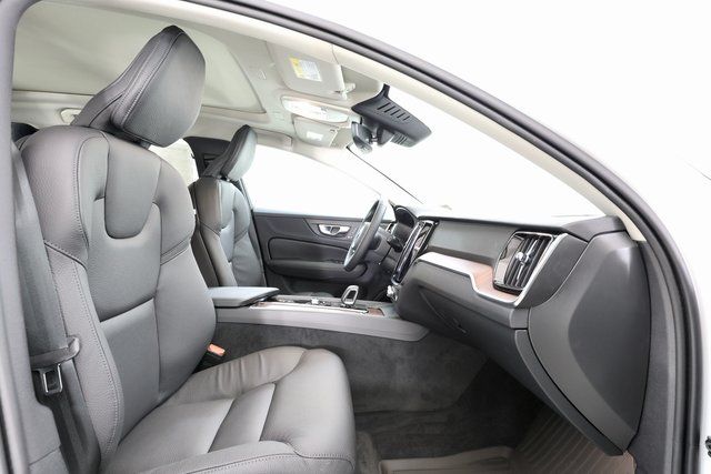 2026 Volvo V60 Cross Country Plus - Photo 19