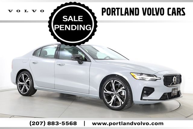 2024 Volvo S60 B5 Core Dark Theme AWD's photo