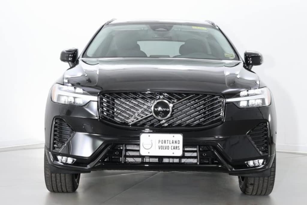 New 2026 Volvo XC60 B5 Plus SUV