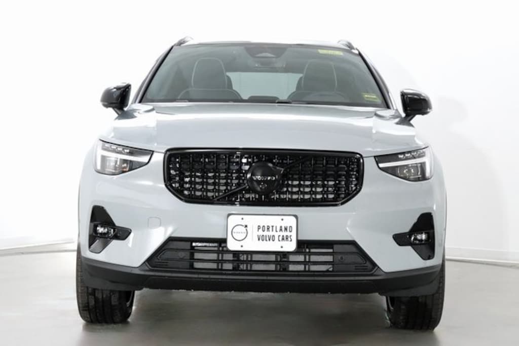 New 2026 Volvo XC40 B5 Ultra Black Edition SUV
