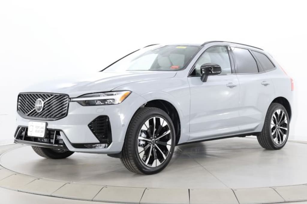 New 2026 Volvo XC60 B5 Plus SUV