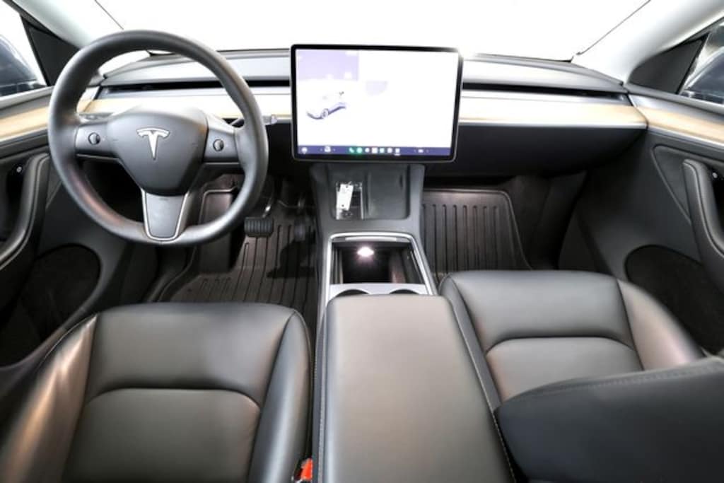 Used 2023 Tesla Model Y Long Range SUV