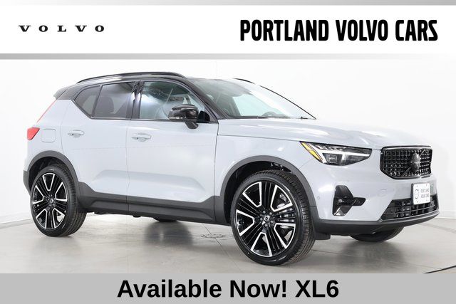 2026 Volvo XC40