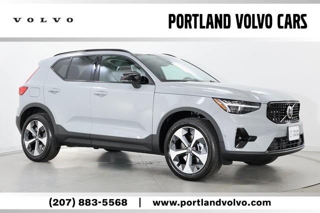 2026 Volvo XC40 SUV 